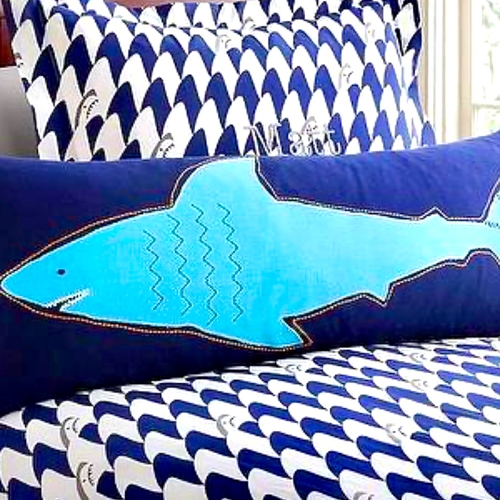 Pottery Barn Kids Shark Chevron Duvet Cover only Full/Queen